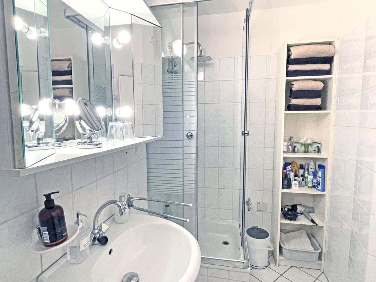 Appartement Koeln-poll Keulen